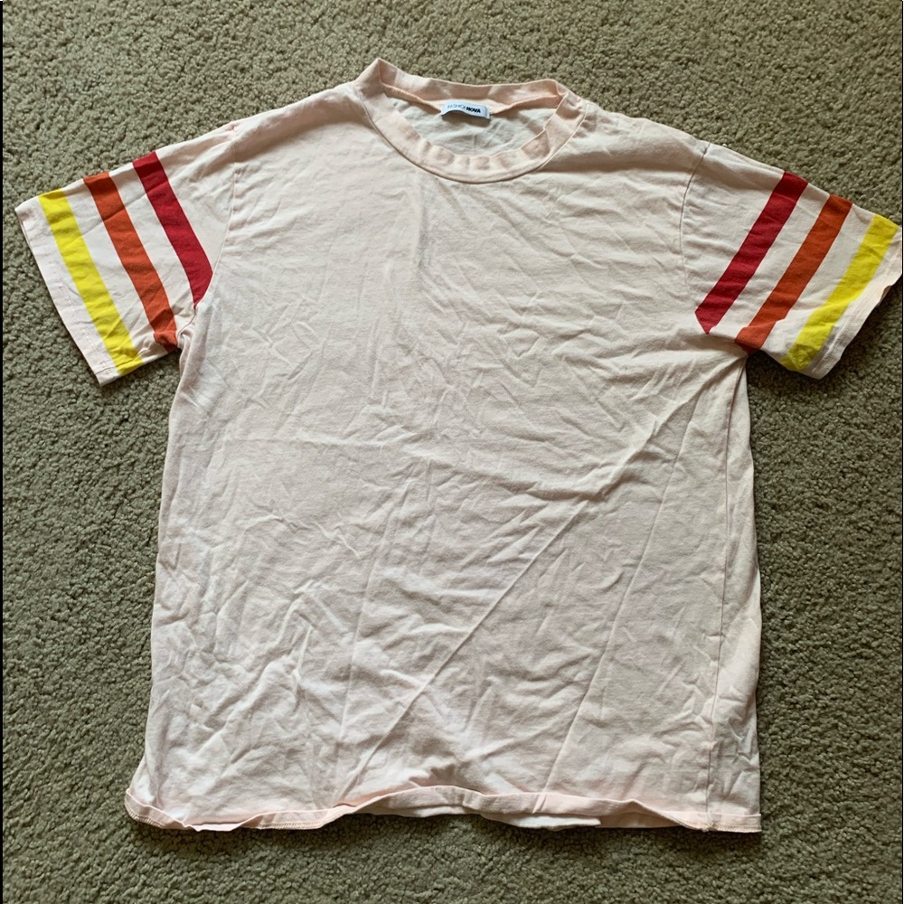 Fashion Nova basic pink tee shirt